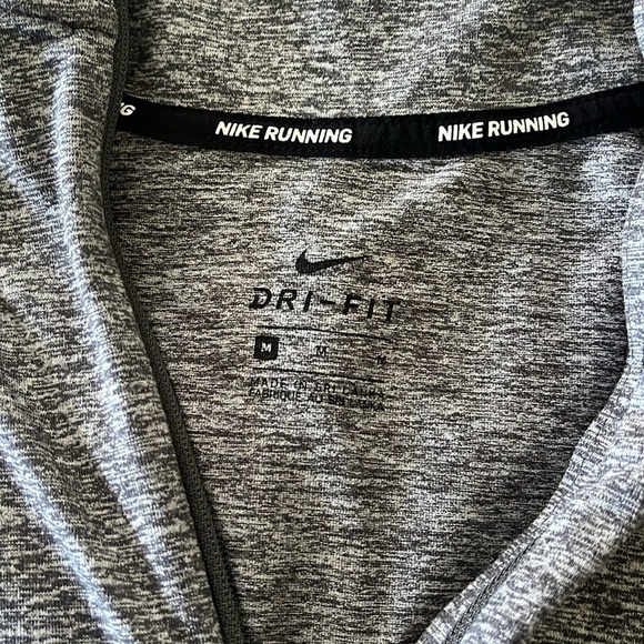 NIKE Running - Dri Fit 1/4 Zip Gray Running Top - Size M Like New Condition - Picture 4 of 7